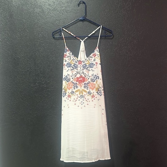 EYESHADOW Floral Sleeveless Mini Dress Size Medium - Picture 1 of 6